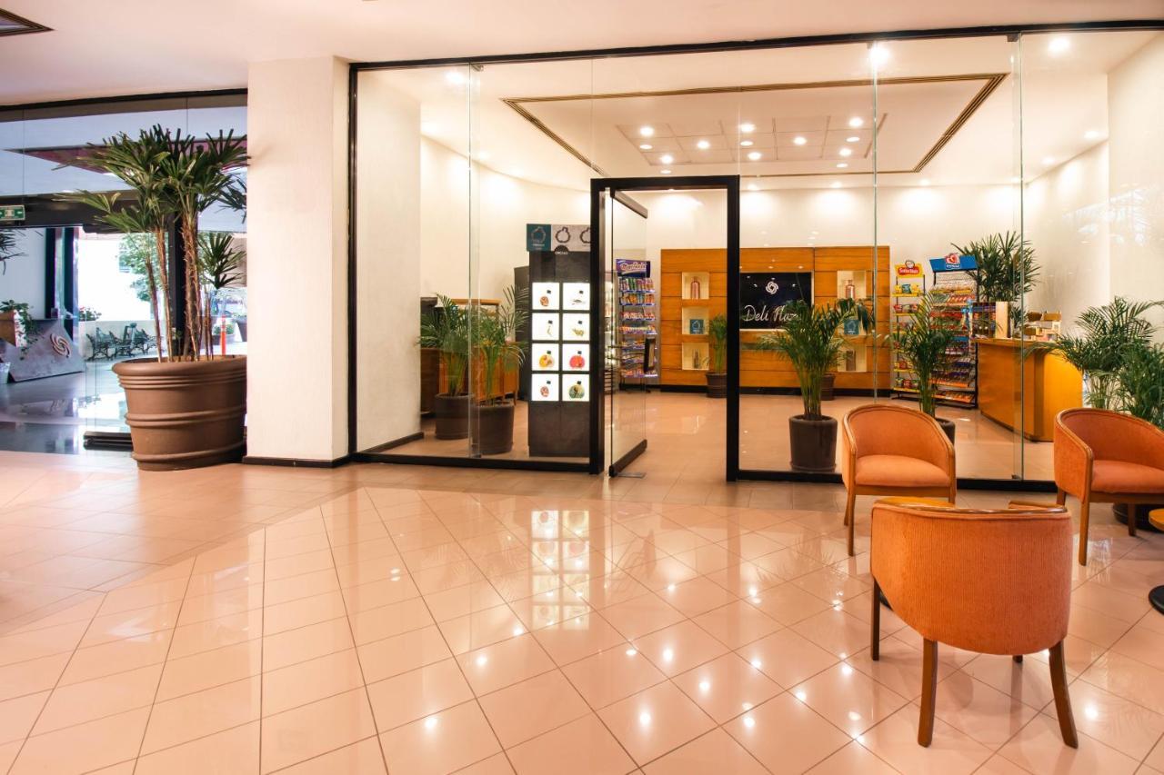 فندق غوادالاجارافي  فندق جوادالاخارا معرض بلازا المظهر الخارجي الصورة